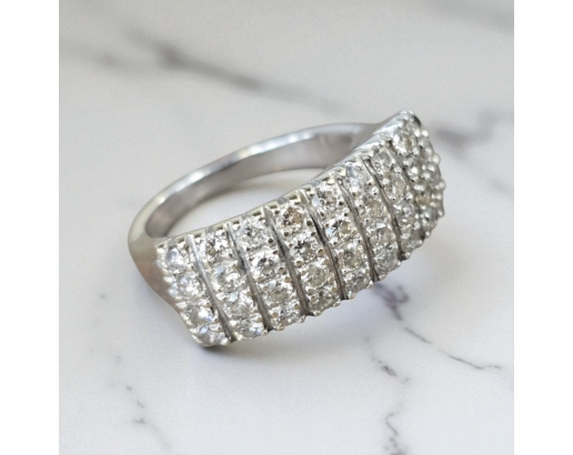 Bague en Or blanc avec...
